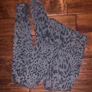 Cheetah lululemon leggings